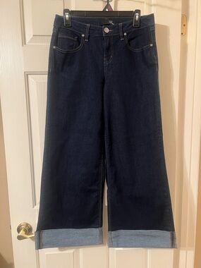 1822 Women’s Dark Indigo Denim Cuffed Wide Leg Rayon Blend Jeans Size 8